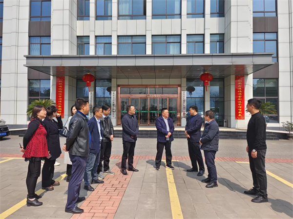 3月15日，洪董率隊赴安東集團建材產業(yè)園考察學習.jpg